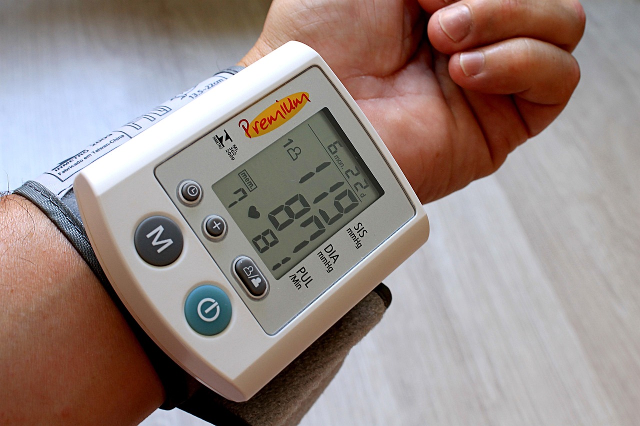 Pressure device, meter, blood pressure — Advancing Public Health Through Data: Biostatistics and Your MPH