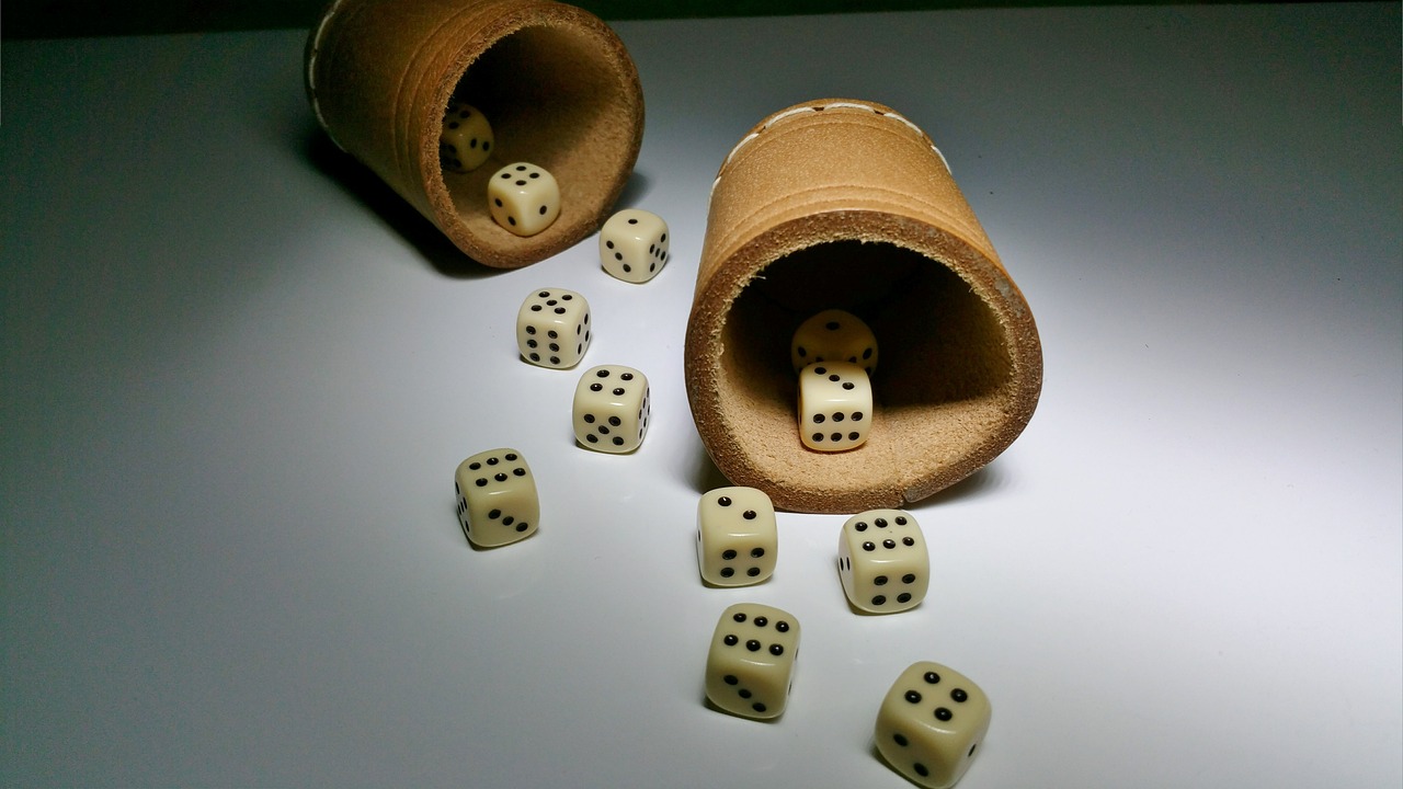 Dice, dice cup, happiness — Novices Self-help guide to Successful Sbobet888
